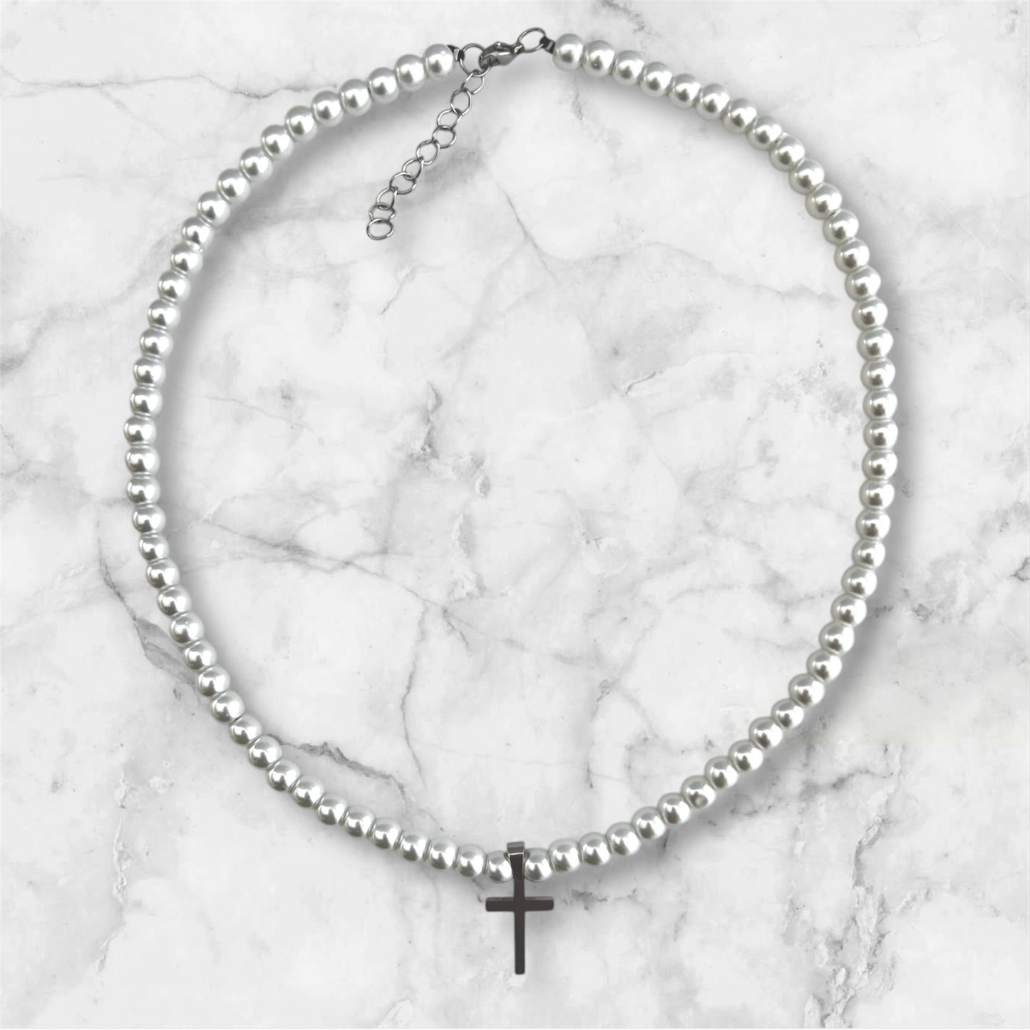 Perlas White Cruz Plateada