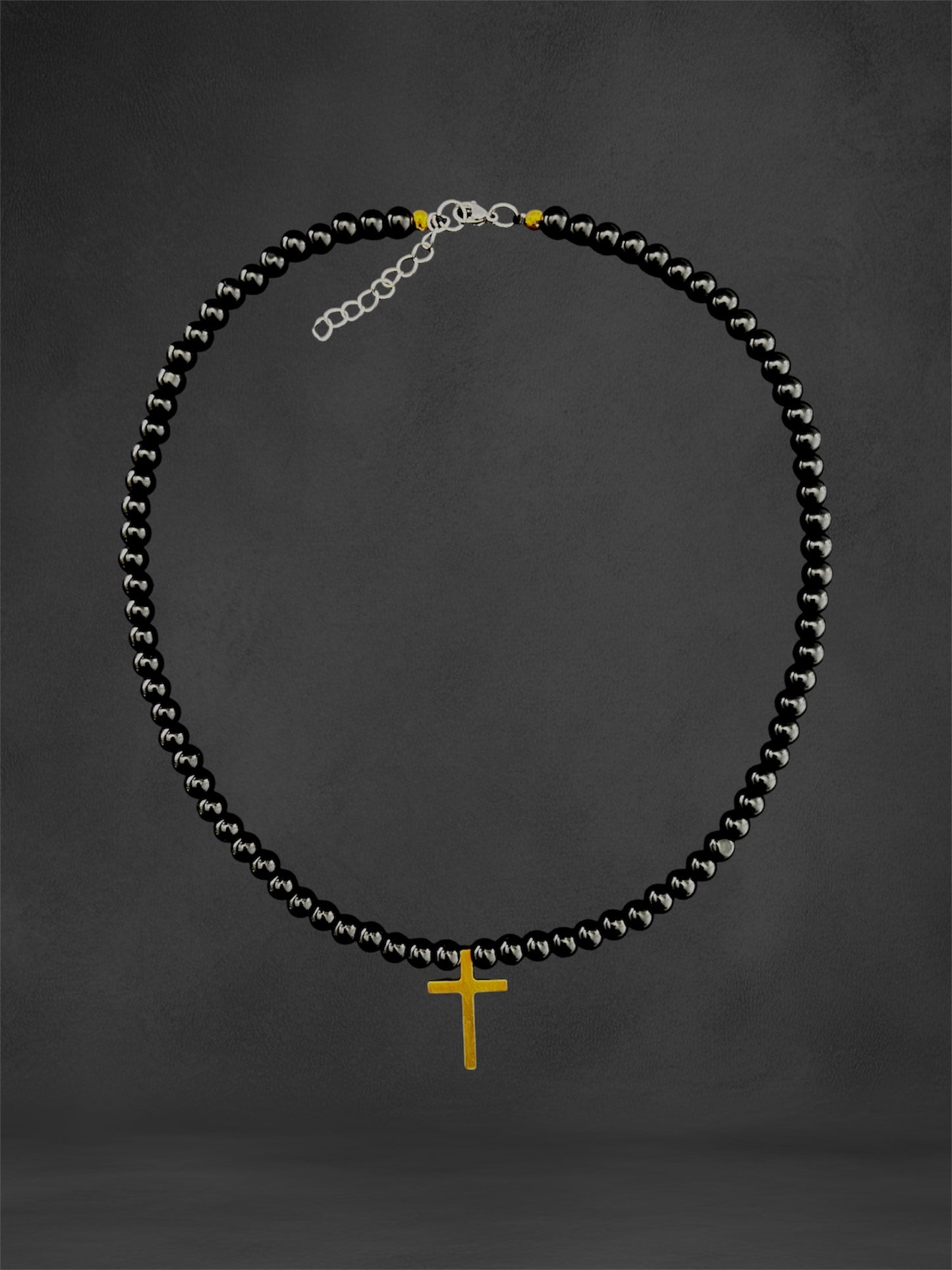 Perlas Black Cruz Dorada