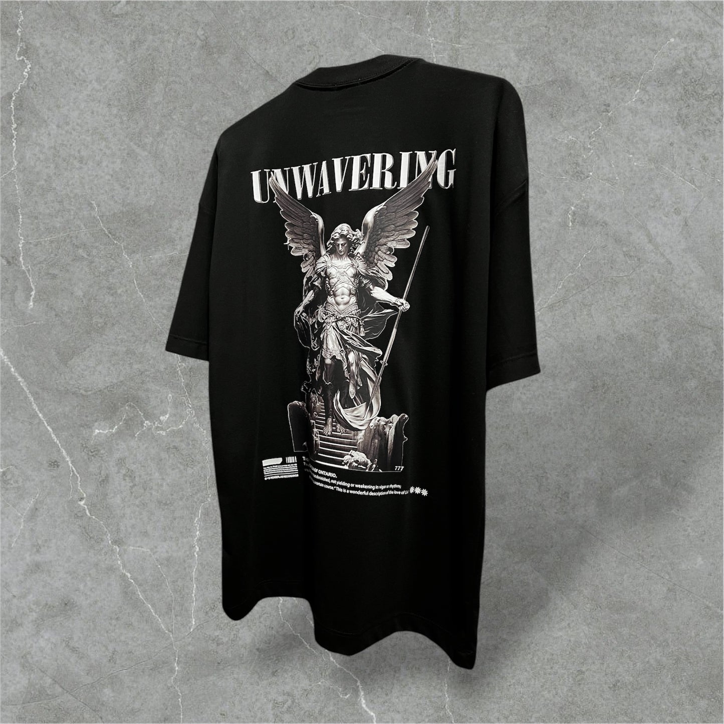 Camiseta Oversize Black Angel